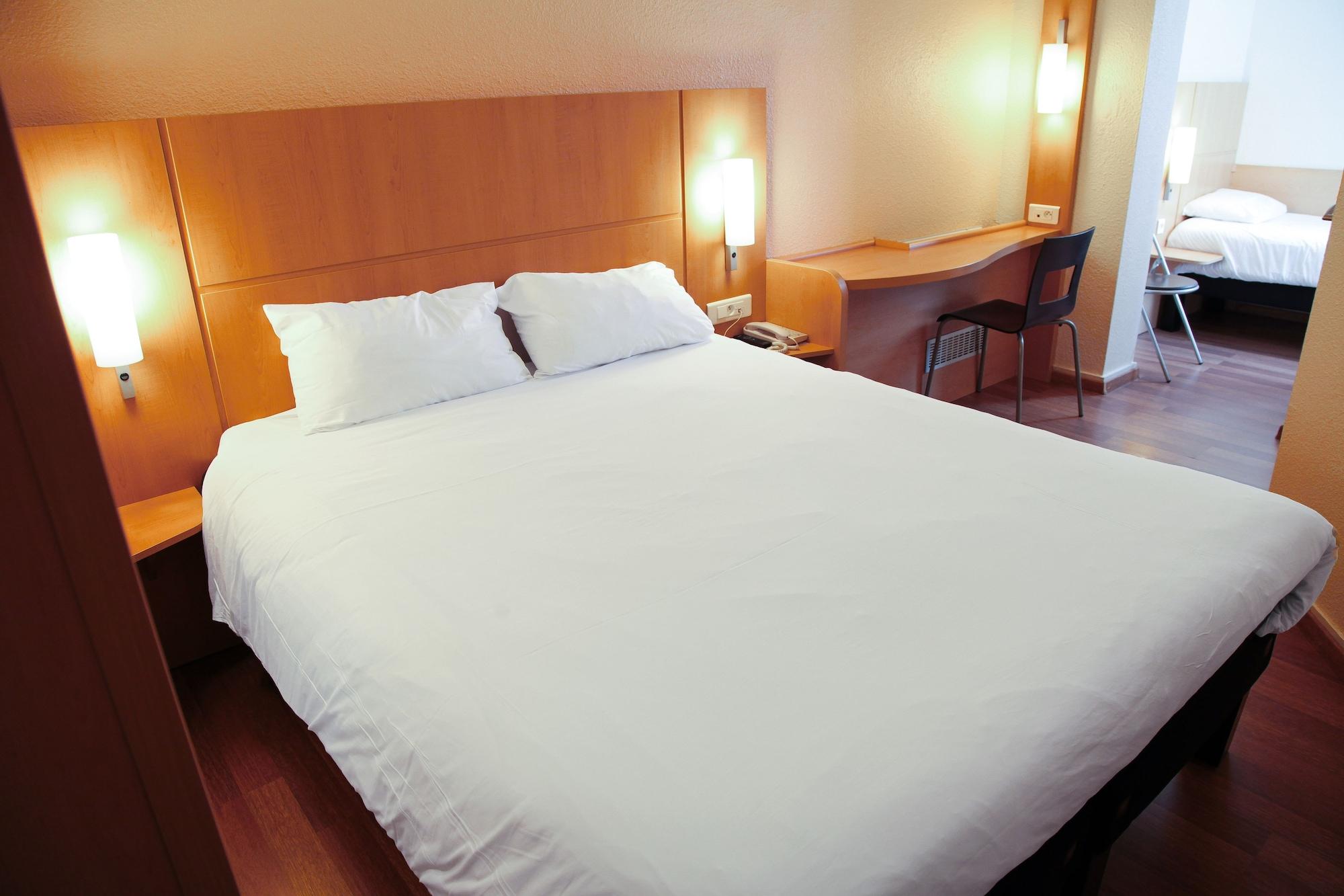 Ibis Brest Centre Hotel Kültér fotó