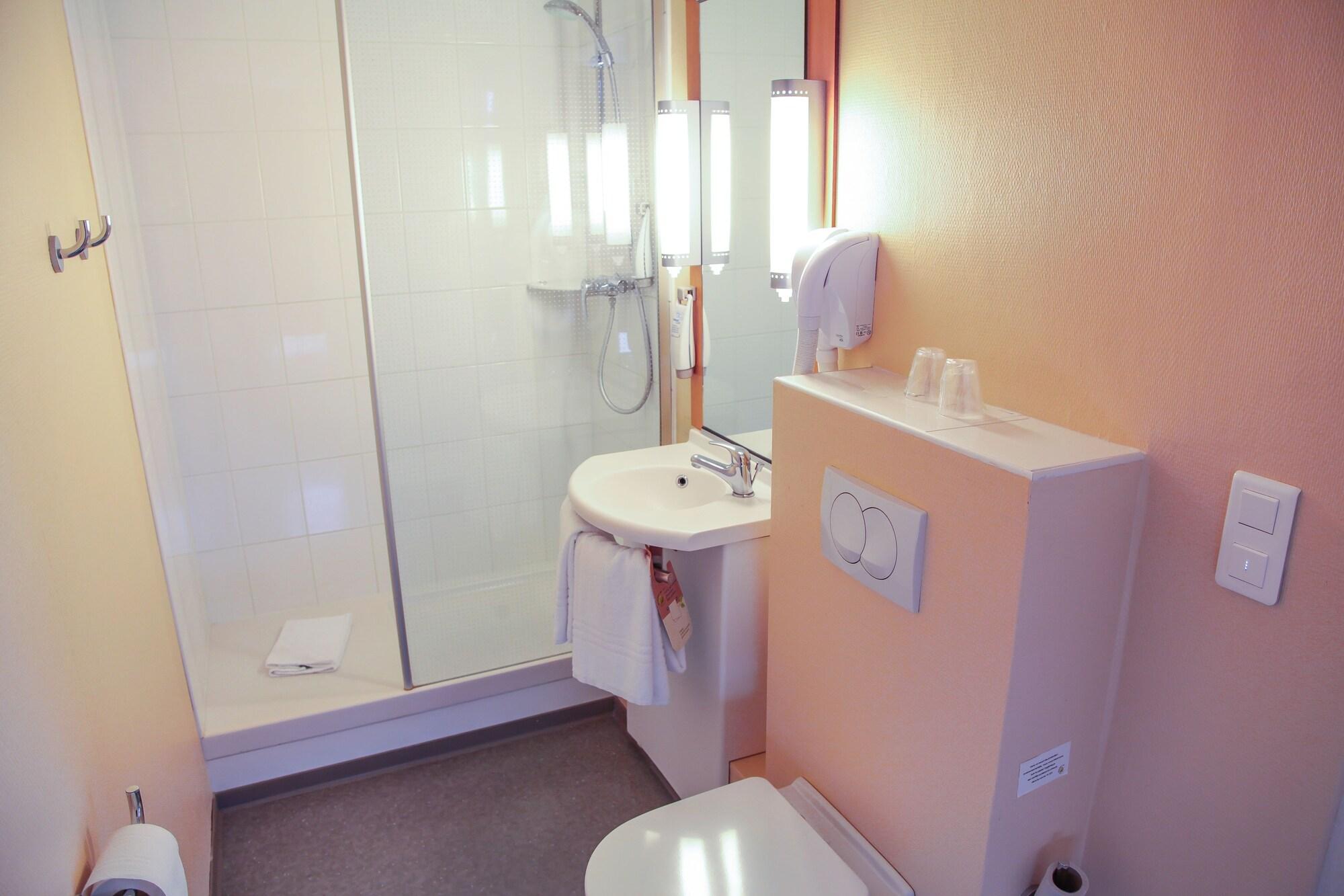 Ibis Brest Centre Hotel Kültér fotó